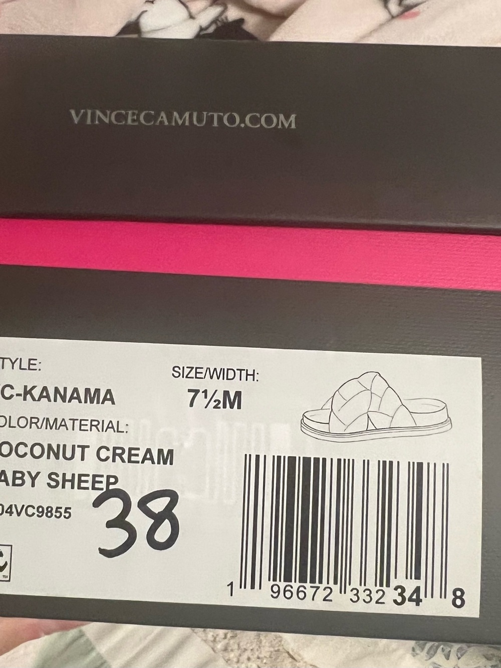 Vince Camuto Kanama Coconut Cream Baby Sheep Quilted Slide Sandal New - Picture 5 of 5